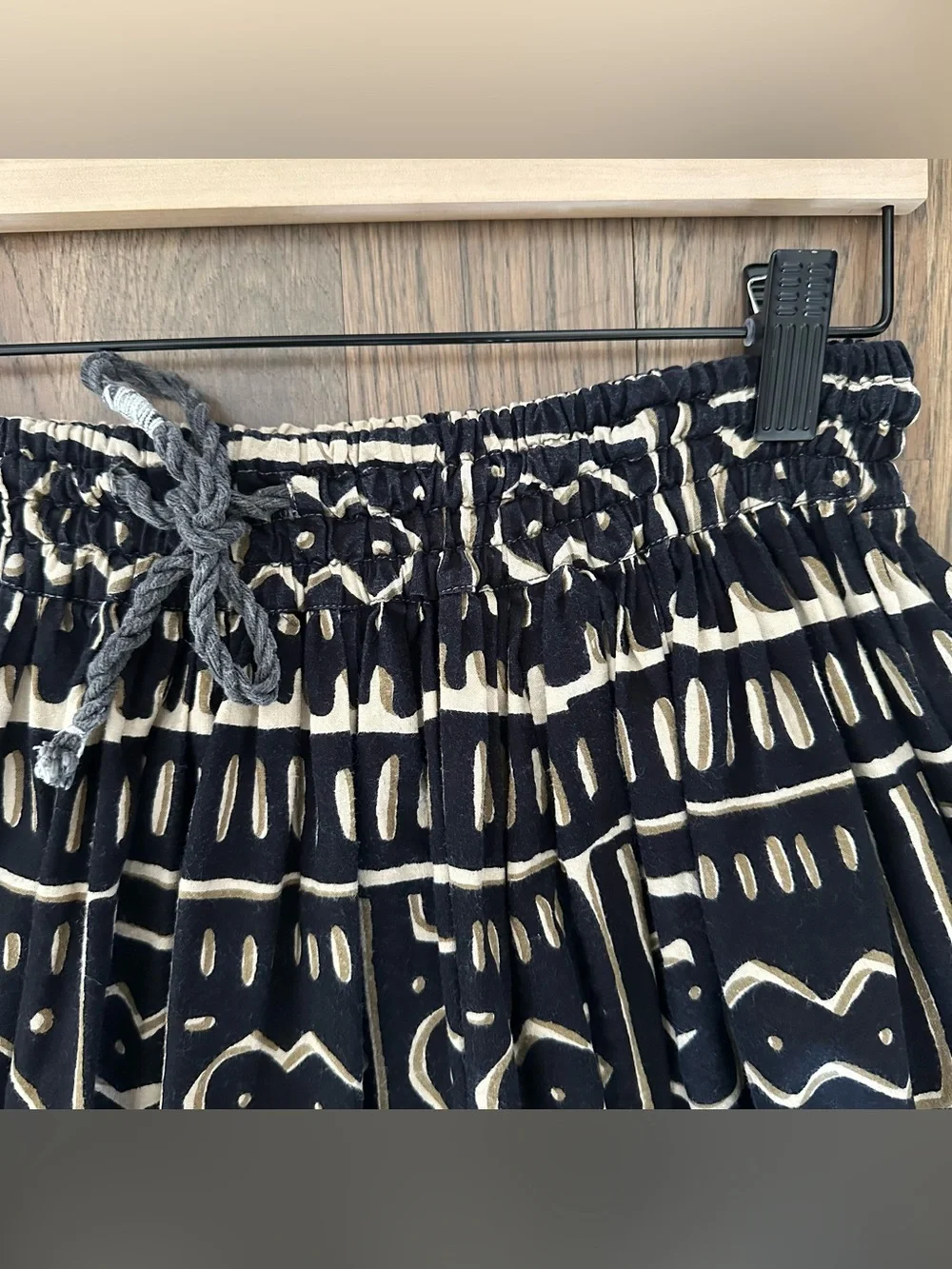 Vintage Bohemian Mudcloth Print A-Line Maxi Skirt Tie Waist Black Multi Large